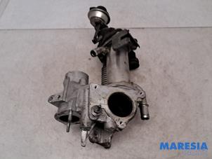 Używane Zawór EGR Renault Megane III Grandtour (KZ) 1.5 dCi 110 Cena € 89,00 Procedura marży oferowane przez Maresia Parts