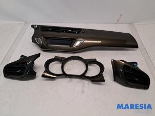 Używane Element deski rozdzielczej Citroen C3 (SC) 1.4 16V VTi Cena € 89,00 Procedura marży oferowane przez Maresia Parts