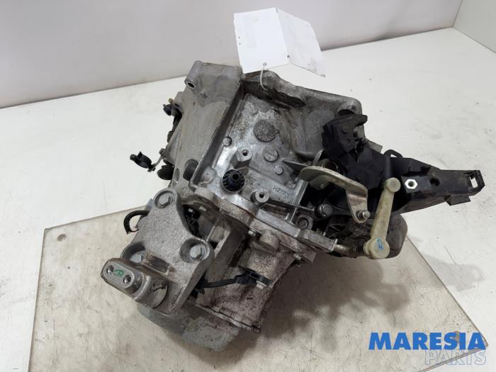 Växellåda från en Opel Combo Cargo 1.5 CDTI 100 2021