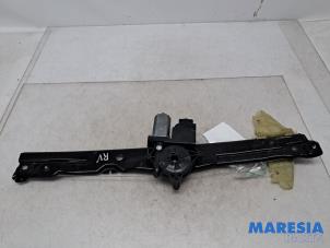 Begagnade Fönstermekanism, 2-dörrars, höger fram Citroen Jumpy 2.0 Blue HDI 180 Pris € 108,89 Inklusive moms erbjuds av Maresia Parts