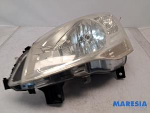 Begagnade Strålkastare, vänster Citroen Berlingo Cinqspace, Multispace 1.6i Pris € 99,00 Marginaltabell erbjuds av Maresia Parts