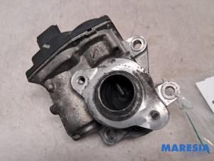 Begagnade EGR-ventil Renault Master III (MA/MB/MC/MD/MH/MF/MG/MH) 2.3 dCi 135 16V FWD Pris € 90,75 Inklusive moms erbjuds av Maresia Parts