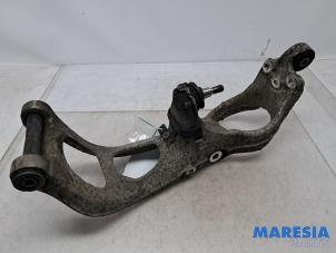 Begagnade Främre gaffelben, höger Citroen C5 III Berline (RD) 2.0 16V Pris € 50,00 Marginaltabell erbjuds av Maresia Parts