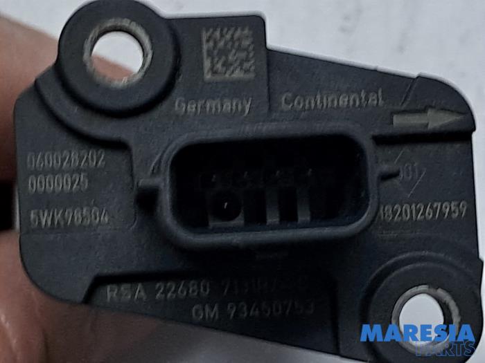 Luftflödesmätare från en Renault Trafic (1FL/2FL/3FL/4FL) 1.6 dCi 95 2018