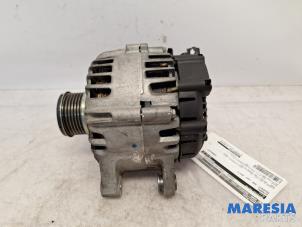 Gebruikte Dynamo Peugeot 308 (L3/L8/LB/LH/LP) 1.2 12V e-THP PureTech 130 Prijs € 70,00 Margeregeling aangeboden door Maresia Parts