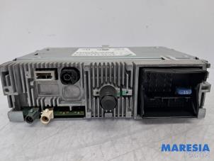 Używane Radio Peugeot 208 I (CA/CC/CK/CL) 1.0 Vti 12V PureTech Cena € 150,00 Procedura marży oferowane przez Maresia Parts
