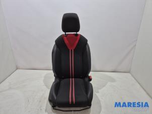 Begagnade Säte, höger Opel Corsa F (UB/UH/UP) 1.2 Turbo 12V 130 Pris € 199,99 Marginaltabell erbjuds av Maresia Parts