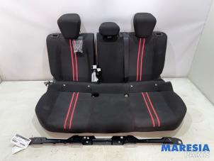 Begagnade Baksätesbänk Opel Corsa F (UB/UH/UP) 1.2 Turbo 12V 130 Pris € 199,00 Marginaltabell erbjuds av Maresia Parts