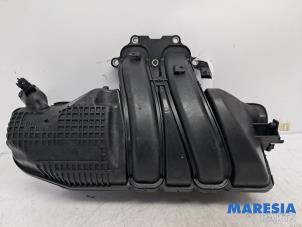 Gebruikte Inlaatspruitstuk Fiat 500 (312) 0.9 TwinAir 60 Prijs € 210,00 Margeregeling aangeboden door Maresia Parts