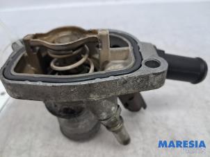 Gebruikte Thermostaathuis Fiat 500 (312) 0.9 TwinAir 60 Prijs € 22,50 Margeregeling aangeboden door Maresia Parts