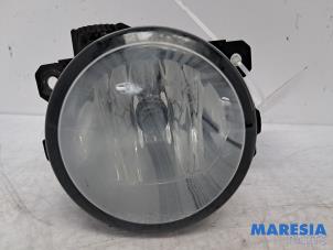 Begagnade Dimljus, höger fram Citroen C4 Picasso (3D/3E) 1.6 16V THP 155 Pris € 15,00 Marginaltabell erbjuds av Maresia Parts