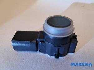 Używane Czujnik martwego pola Citroen C4 Picasso (3D/3E) 1.6 16V THP 155 Cena € 19,00 Procedura marży oferowane przez Maresia Parts