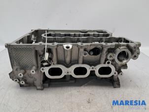 Begagnade Topplock Opel Astra K Sports Tourer 1.2 Turbo 12V Pris € 525,00 Marginaltabell erbjuds av Maresia Parts