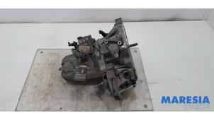 Używane Skrzynia biegów Fiat Punto III (199) 0.9 TwinAir Turbo 100 Cena € 750,00 Procedura marży oferowane przez Maresia Parts