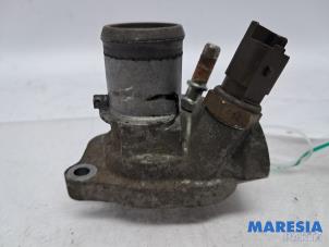 Gebruikte Thermostaathuis Fiat Panda/Pandina (312) 0.9 TwinAir 60 Prijs € 22,50 Margeregeling aangeboden door Maresia Parts
