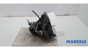 Begagnade Växellåda Renault Clio IV Estate/Grandtour (7R) 0.9 Energy TCE 90 12V Pris € 650,00 Marginaltabell erbjuds av Maresia Parts