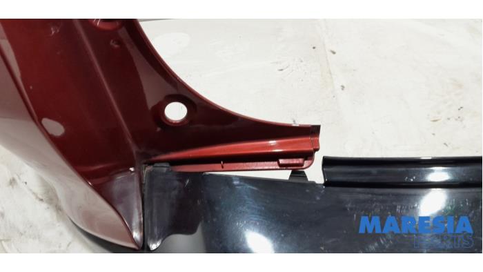 Bakre stötfångare från en Renault Clio IV Estate/Grandtour (7R) 0.9 Energy TCE 90 12V 2019