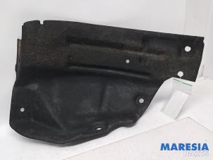 Gebruikte Wielkuip Renault Megane IV Estate (RFBK) 1.3 TCE 115 16V Prijs € 29,95 Margeregeling aangeboden door Maresia Parts