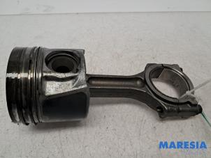 Begagnade Vevstake Renault Trafic (1FL/2FL/3FL/4FL) 1.6 dCi 95 Pris € 78,65 Inklusive moms erbjuds av Maresia Parts