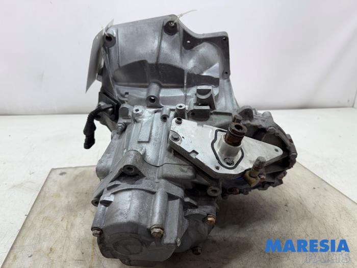 Växellåda från en Abarth 500C/595C/695C 1.4 T-Jet 16V 2010