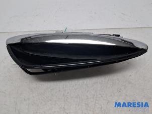 Gebruikte Portiergreep 4Deurs rechts-voor Alfa Romeo 159 (939AX) 2.2 JTS 16V Prijs € 34,95 Margeregeling aangeboden door Maresia Parts