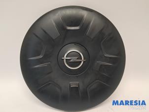 Gebruikte Wieldop Opel Movano 2.3 CDTi 16V FWD Prijs € 15,13 Inclusief btw aangeboden door Maresia Parts