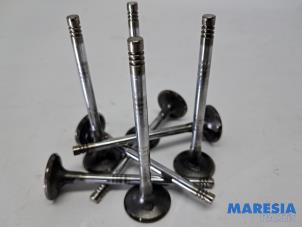 Begagnade Insugsventil Peugeot Expert (V1/VA/VB/VE/VF/VT/VY) 2.0 Blue HDi 120 16V Pris € 36,30 Inklusive moms erbjuds av Maresia Parts