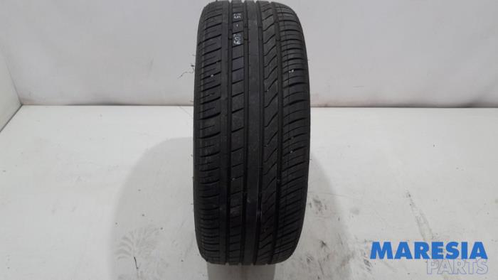 Tyre with tyre size 205/50/17 - 2055017 SUPERIA - Maresia Parts