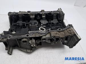 Gebruikte Carterpan Renault Scénic IV (RFAJ) 1.3 TCE 140 16V Prijs € 105,00 Margeregeling aangeboden door Maresia Parts