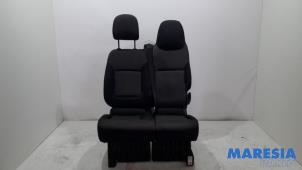 Begagnade Dubbelt framsäte, höger Renault Trafic (1FL/2FL/3FL/4FL) 2.0 dCi 16V 130 Pris € 423,50 Inklusive moms erbjuds av Maresia Parts