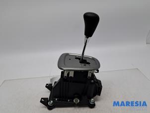 Begagnade Automatisk växelväljare Peugeot 107 1.0 12V Pris € 75,00 Marginaltabell erbjuds av Maresia Parts