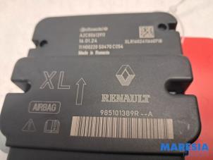 Gebruikte Airbag Module Renault Clio IV (5R) 0.9 Energy TCE 90 12V Prijs € 169,39 Inclusief btw aangeboden door Maresia Parts