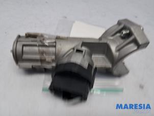 Begagnade Tändningslås + nyckel Fiat Ducato (250) 2.0 D 115 Multijet Pris € 181,50 Inklusive moms erbjuds av Maresia Parts