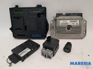 Gebruikte Computer Motormanagement Renault Megane III Berline (BZ) 1.4 16V TCe 130 Prijs € 375,00 Margeregeling aangeboden door Maresia Parts