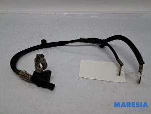 Begagnade Batterisensor Peugeot Partner Tepee (7A/B/C/D/E/F/G/J/P/S) 1.6 VTI 120 16V Phase 1 Pris € 35,00 Marginaltabell erbjuds av Maresia Parts