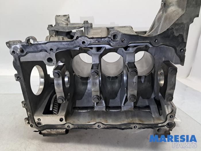 Dolny blok silnika z Citroën C4 Cactus (0B/0P) 1.2 PureTech 82 12V 2015