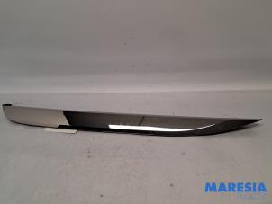 Begagnade Dekorstripe Peugeot 2008 (CU) 1.2 Vti 12V PureTech 82 Pris € 35,00 Marginaltabell erbjuds av Maresia Parts