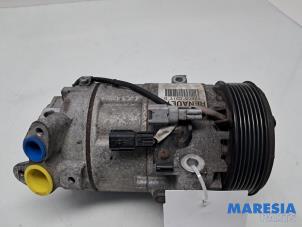 Begagnade Luftkonditioneringspump Renault Clio IV (5R) 0.9 Energy TCE 90 12V Pris € 100,00 Marginaltabell erbjuds av Maresia Parts
