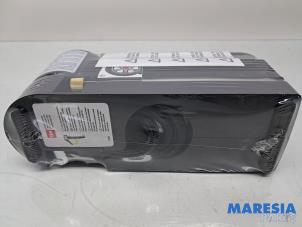 Używane Zestaw naprawczy do opon Fiat 500 (312) 1.2 Cena € 50,00 Procedura marży oferowane przez Maresia Parts