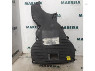 Gebruikte Distributiedeksel Fiat Marea Weekend (185BX/CX) 1.6 SX,ELX 16V Prijs € 15,00 Margeregeling aangeboden door Maresia Parts