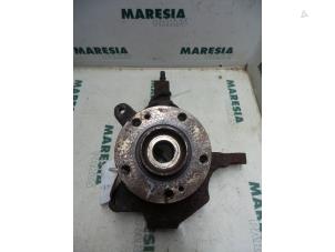Begagnade Spindel, vänster fram Renault Laguna II (BG) 1.9 dCi 120 Pris € 40,00 Marginaltabell erbjuds av Maresia Parts