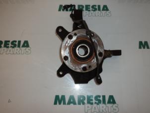 Begagnade Spindel, vänster fram Renault Laguna II (BG) 1.6 16V Pris € 40,00 Marginaltabell erbjuds av Maresia Parts