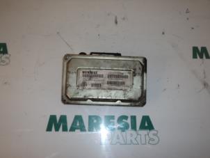 Gebruikte Computer Automatische Bak Renault Vel Satis (BJ) 3.0 dCi V6 24V Prijs € 75,00 Margeregeling aangeboden door Maresia Parts