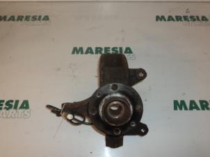 Used Sworzen prawy przód Renault Megane II (BM/CM) 1.9 dCi 120 Price € 65,00 Margin scheme offered by Maresia Parts