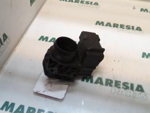 Begagnade Spjällhus Peugeot 107 1.4 HDI Pris € 35,00 Marginaltabell erbjuds av Maresia Parts