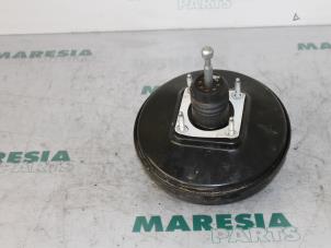 Gebruikte Rembekrachtiger Lancia Ypsilon (843) Prijs € 60,00 Margeregeling aangeboden door Maresia Parts