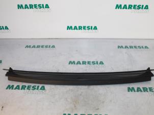 Begagnade Skjutbart tak Fiat 500 (312) 0.9 TwinAir 85 Pris € 105,00 Marginaltabell erbjuds av Maresia Parts