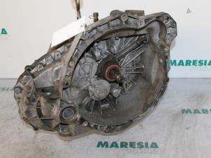 Begagnade Växellåda Renault Espace (JE) 2.2 dCi 130 16V Pris € 262,50 Marginaltabell erbjuds av Maresia Parts