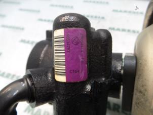 Begagnade Servostyrningspump Fiat Doblo (223A/119) 1.9 JTD Multijet Pris € 50,00 Marginaltabell erbjuds av Maresia Parts