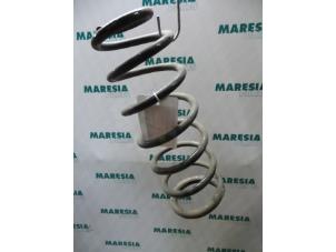 Gebruikte Veerschroef achter Fiat Scudo (270) 2.0 D Multijet Prijs € 25,00 Margeregeling aangeboden door Maresia Parts